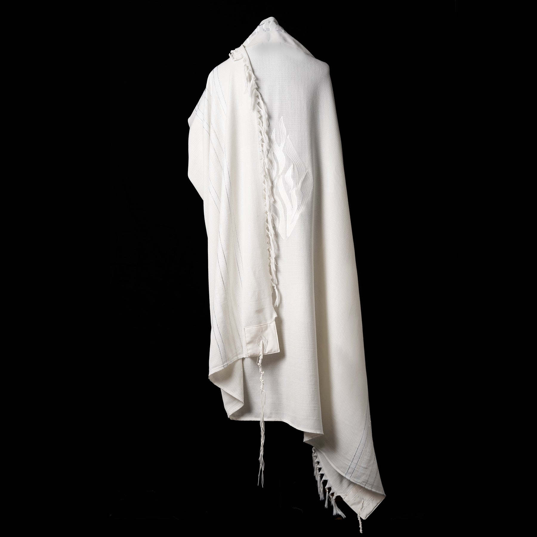 Tallit Nahman Prestige White & Cream