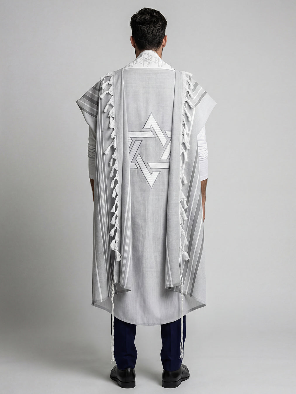 Tallit Yosef in Gray Kameart