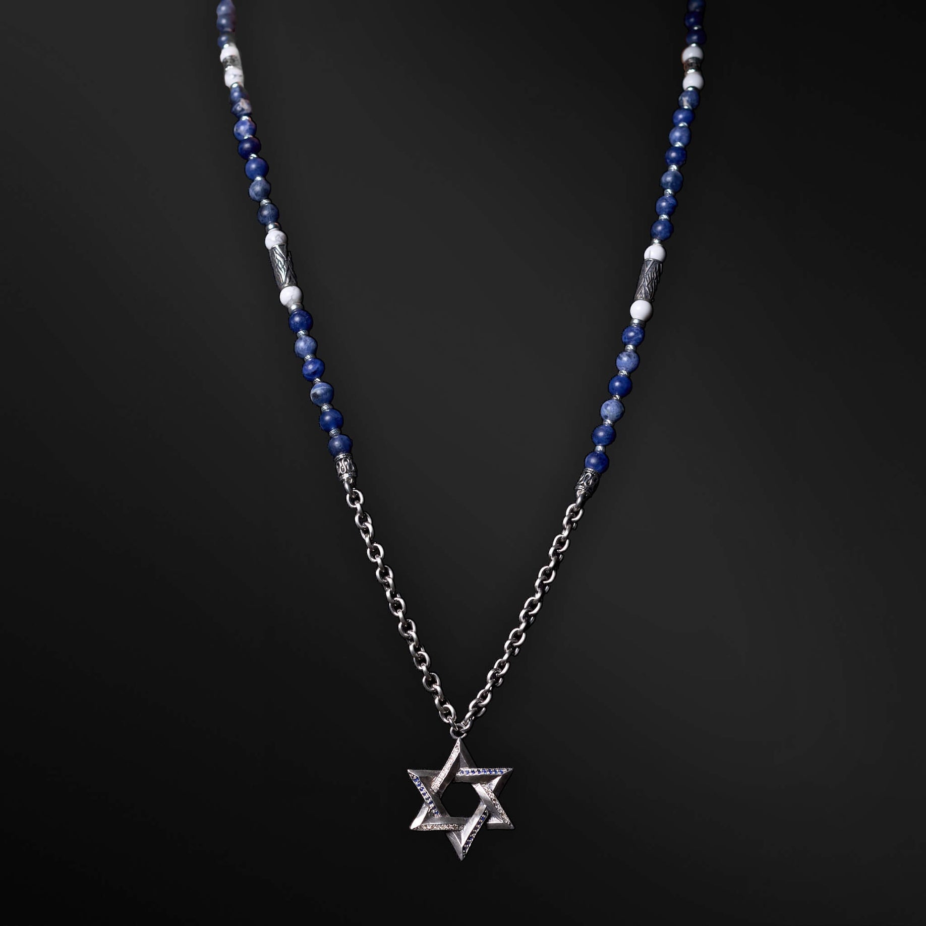 Ilai Large Stone Saphir & White Diamond Kameart