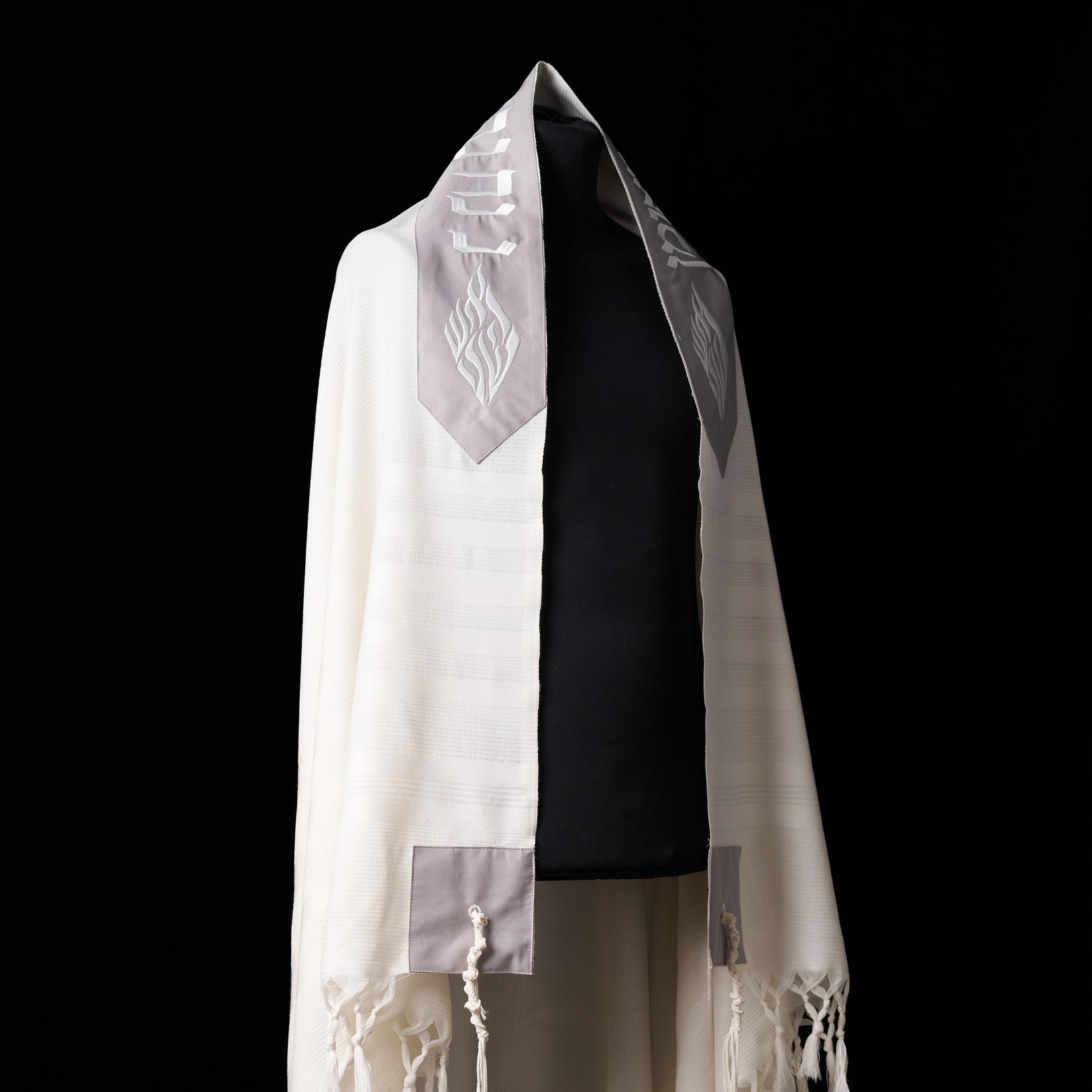 Tallit Nahman Classic Grey