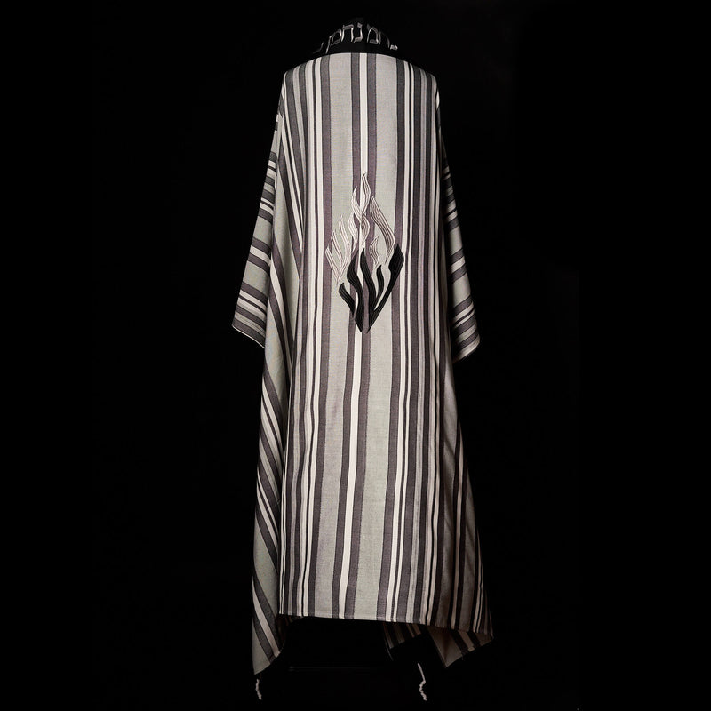 Tallit Nahman Bicolor Black Stripe