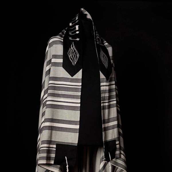 Tallit Nahman Bicolor Black Stripe Kameart