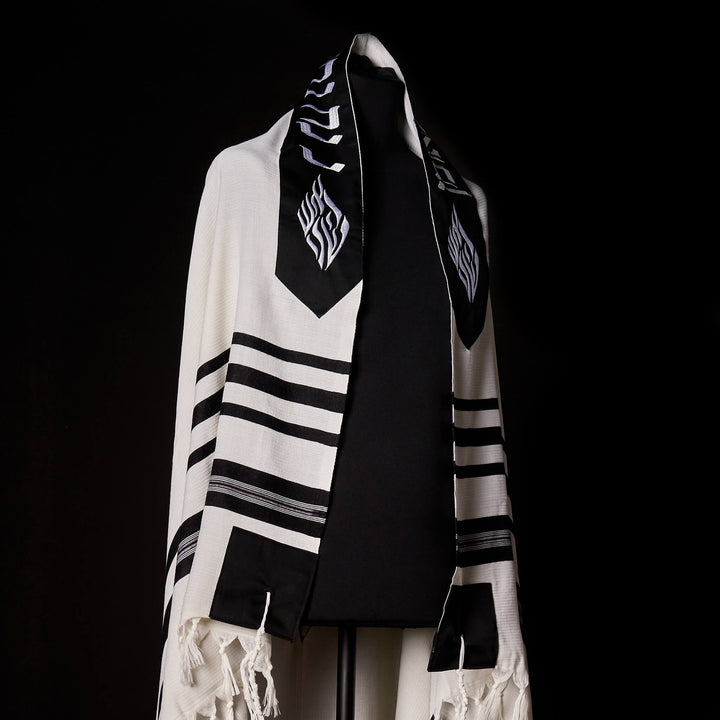Nahman Classic White & Black