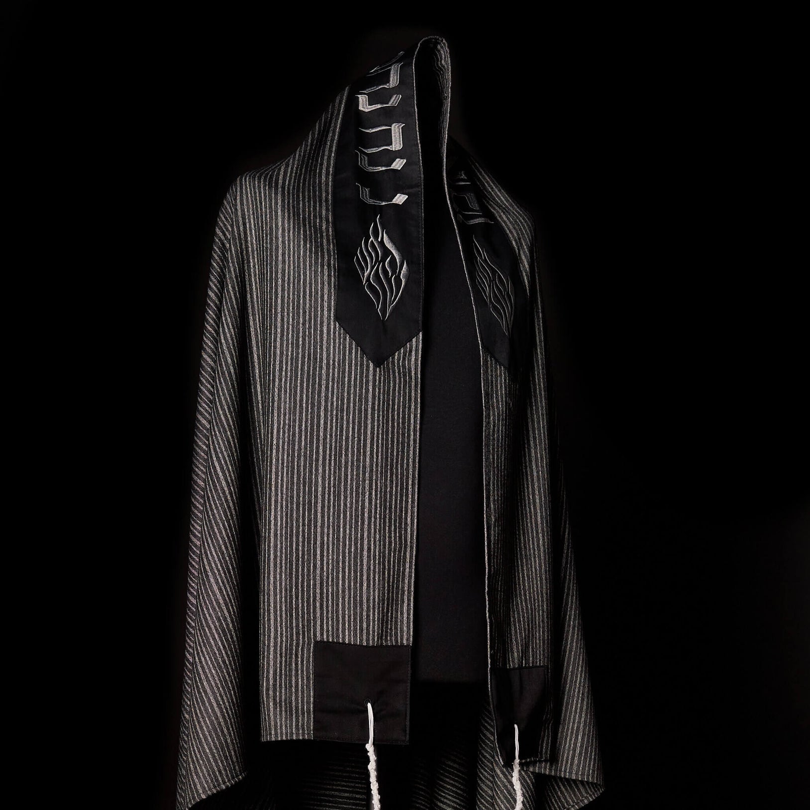 Tallit Nahman Bicolor Grey Stripe