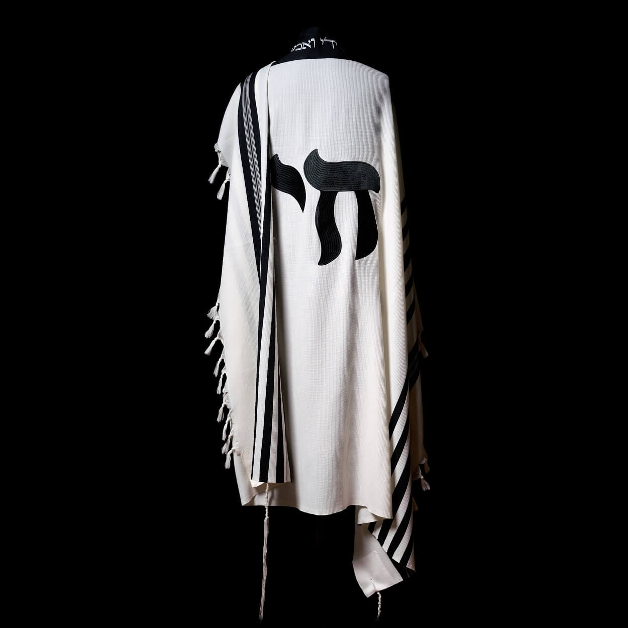 Tallit Hai Classic Black