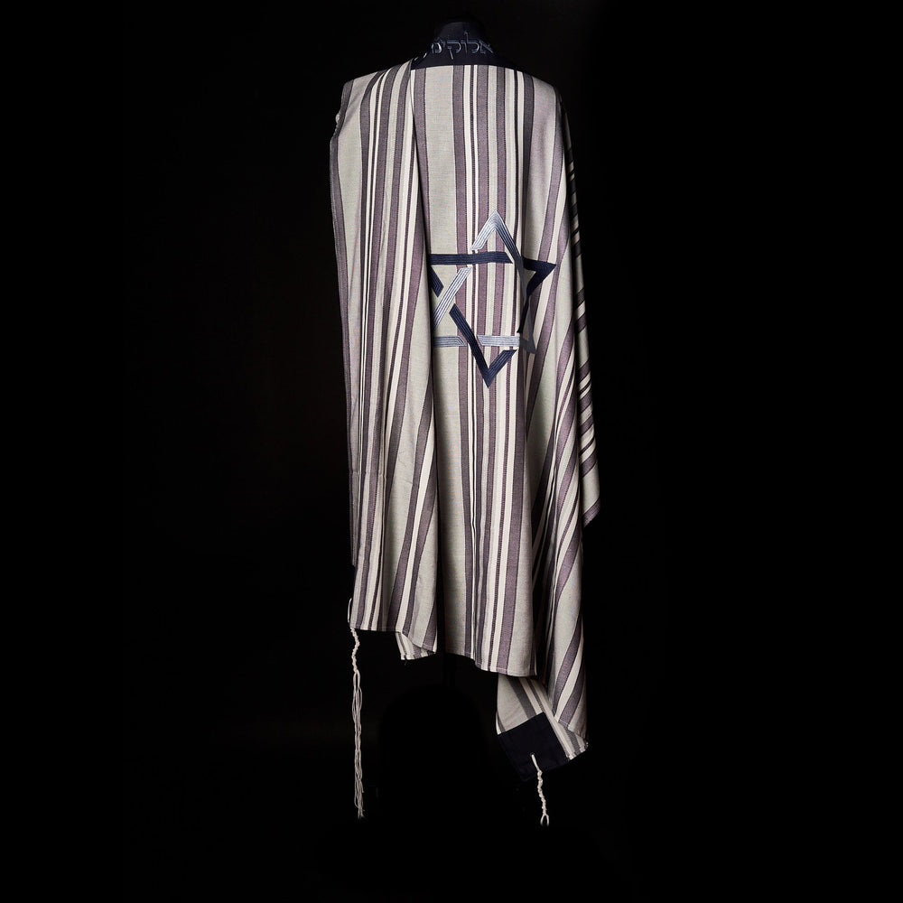 #color_navy-and-grey-stripe