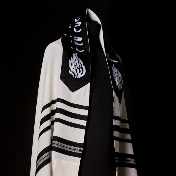Petek Tallit White Black | Luxury Prayer Shawl
