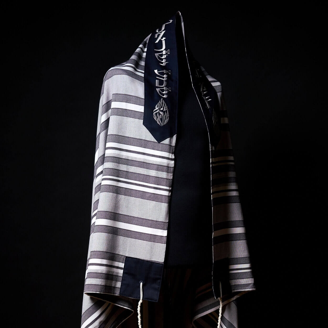 Shema Israel Tallit Blue Navy Stripes | Luxury Prayer Shawl