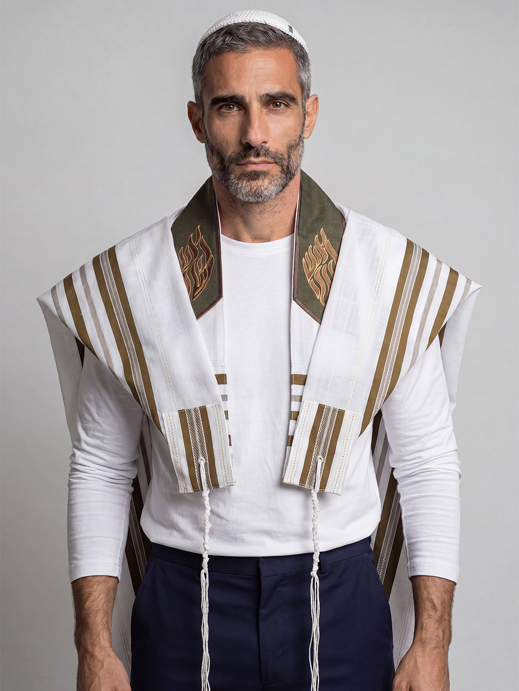 Tallit Nachman Olive Green | Handmade Wool Prayer Shawl – Kameart