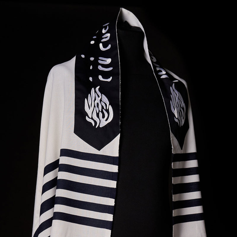 Tallit Petek White & Navy